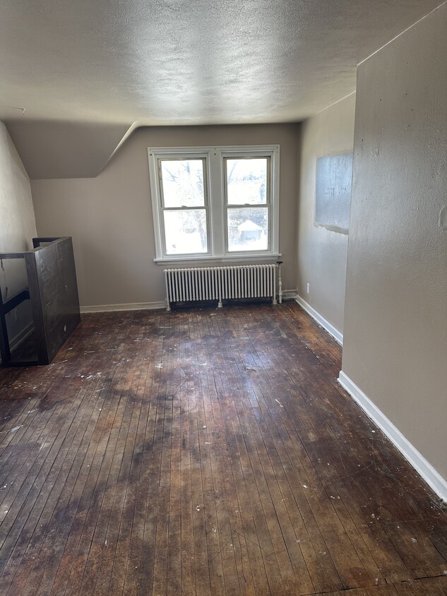 2802 Adams Ave, Eveleth, MN 55734 House Rental in Eveleth, MN