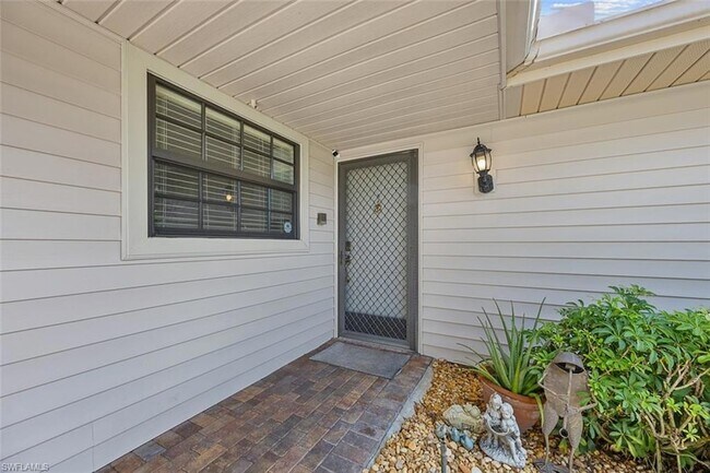 Foto del edificio - 6654 Tannin Ln