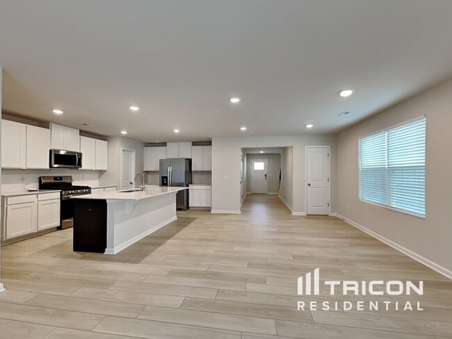 Building Photo - 1427 Penrith Ct