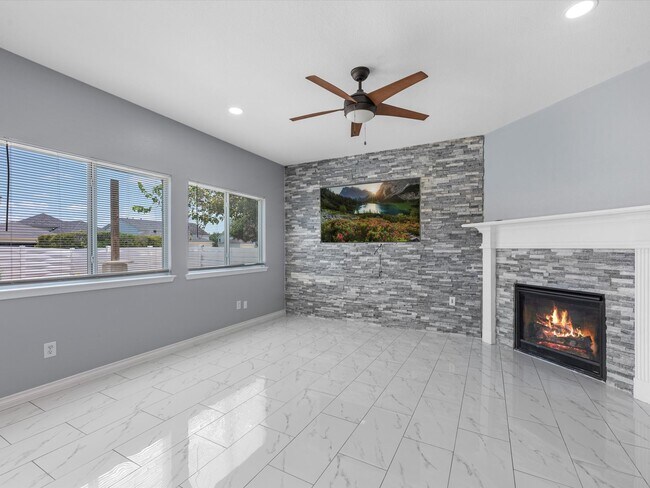 Foto del edificio - 6131 Settlers Lake Cir W