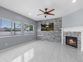 Building Photo - 6131 Settlers Lake Cir W