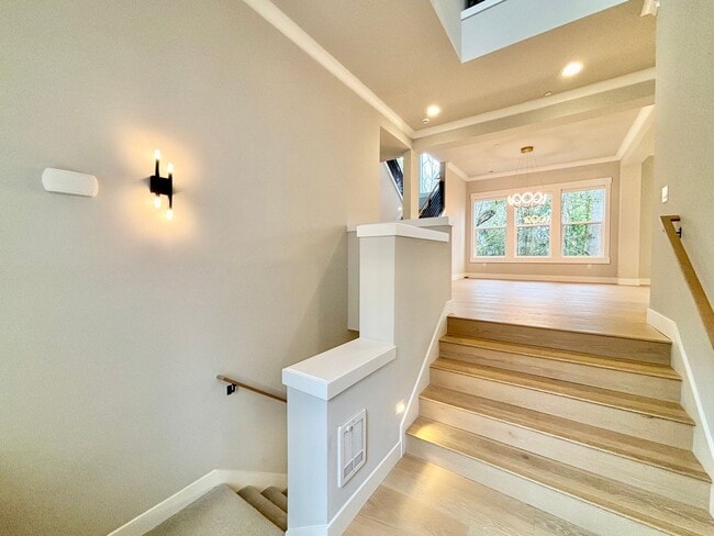 Foto del edificio - Stunning 2021 Luxury Home w/ Greenbelt Views, A/C, EV Charger