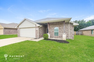 Building Photo - 932 Haley Dr