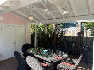 Foto del edificio - 2911 Seidenberg Ave