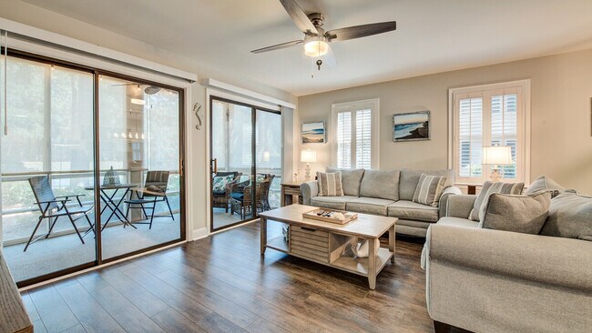 Foto del edificio - 159 Weehawka Way