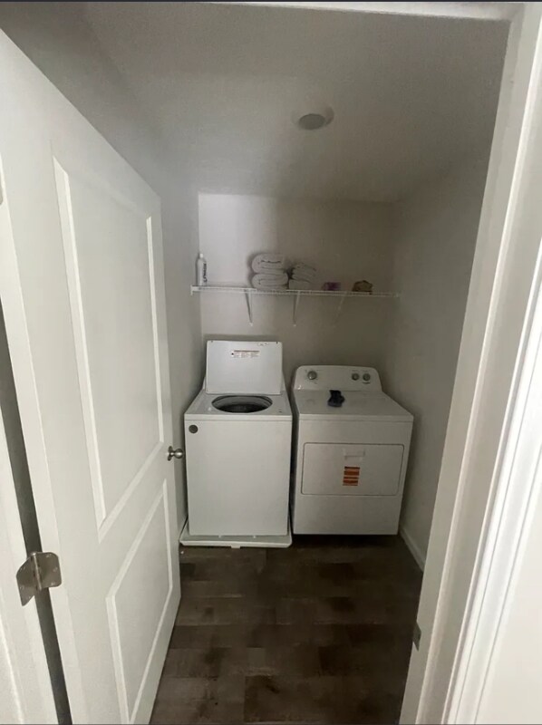 Foto del edificio - 905 Brubaker Dr