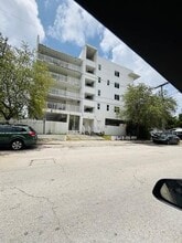 Building Photo - 498 SW 2nd St