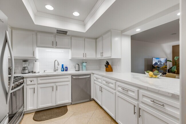 Building Photo - 1614 Andee Dr