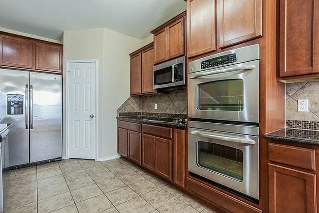 Building Photo - 5BD/3BA IN KILLEEN TX