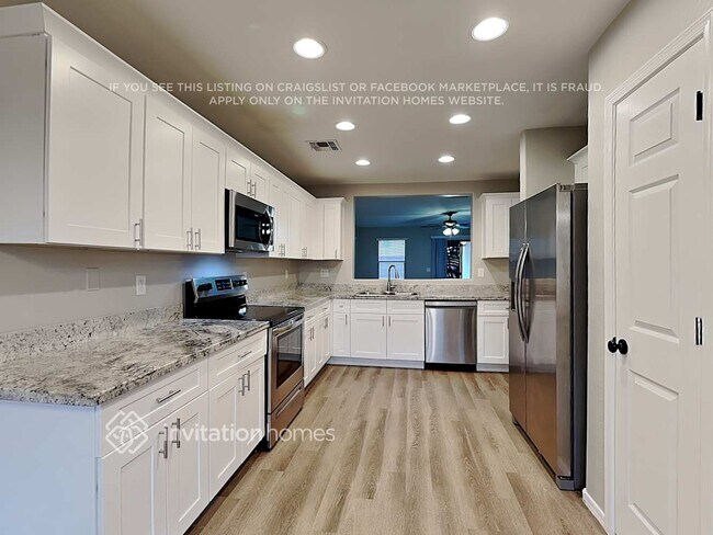 Foto del edificio - 2170 W Agrarian Hills Dr