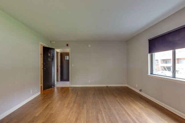 Building Photo - 2005 Capers Ave