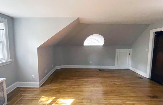 Foto del edificio - 3015 Clifton Ave