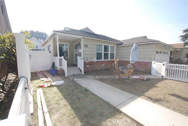 Building Photo - 3708 Michelson St