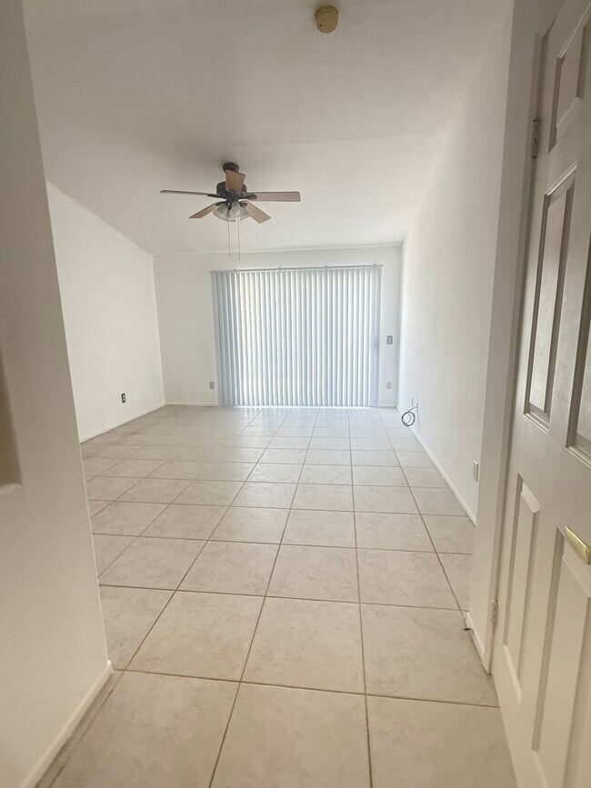 Building Photo - 78830 Wakefield Cir