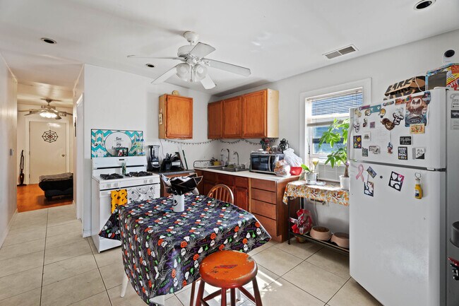 Foto del edificio - 4512 S Fairfield Ave