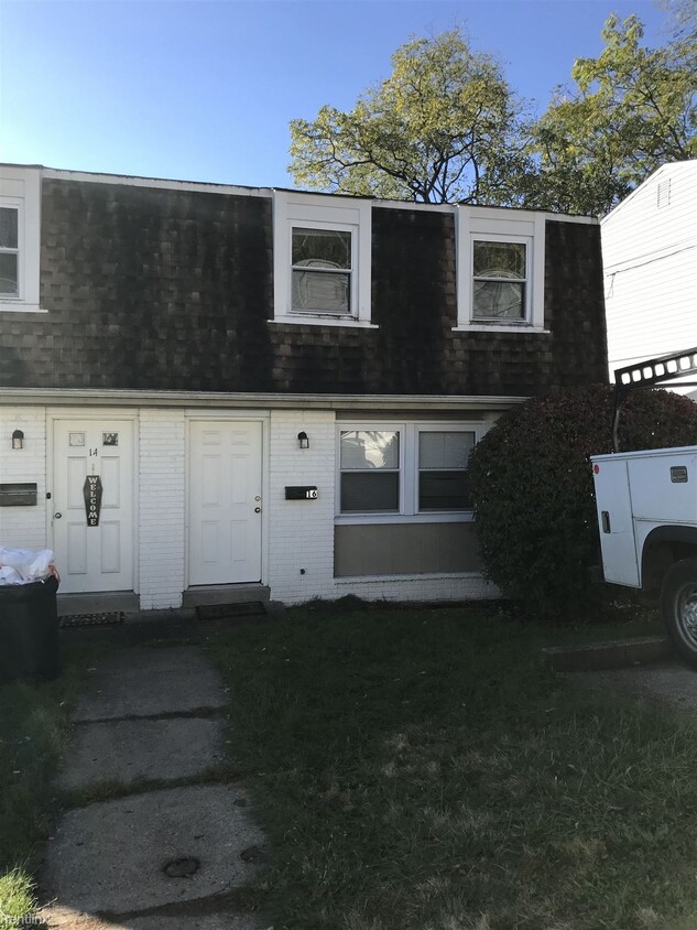 Primary Photo - 2 br, 1 bath House - 16 Mildred St 16