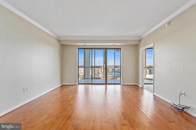 Foto del edificio - 19355 Cypress Ridge Terrace