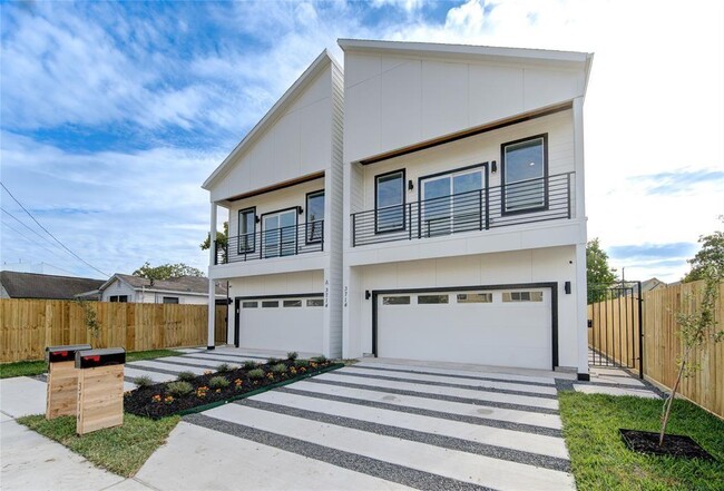 Foto del edificio - 3714 Mainer St
