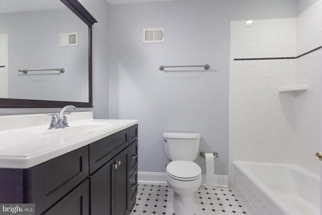 Foto del edificio - 1022 S Colorado St