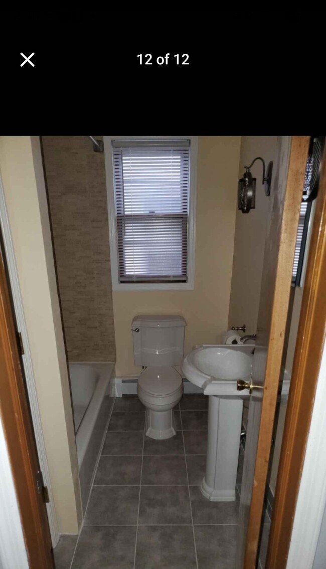 Foto del edificio - 111 Avenue A