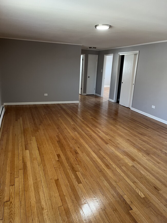 Building Photo - 3941 W 63rd St