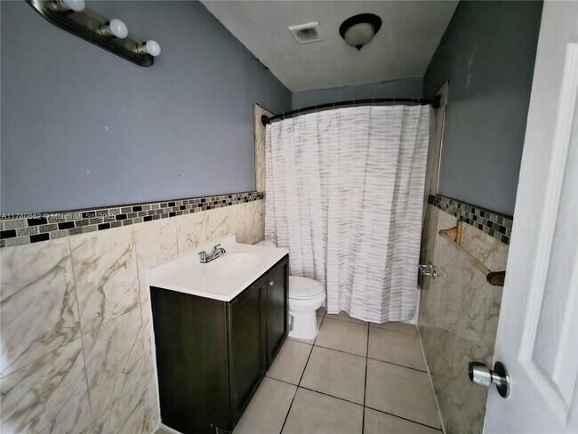 Foto del edificio - 2629 NW 60th Way