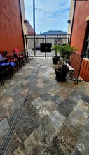 Building Photo - 613 N Lombardy St