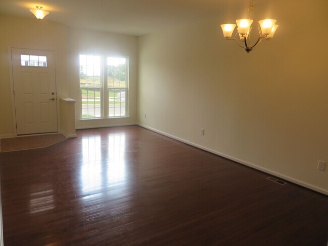 Foto del edificio - Spacious, Large, Luxury 3 Bedroom Townhouse in Hockessin, Delaware