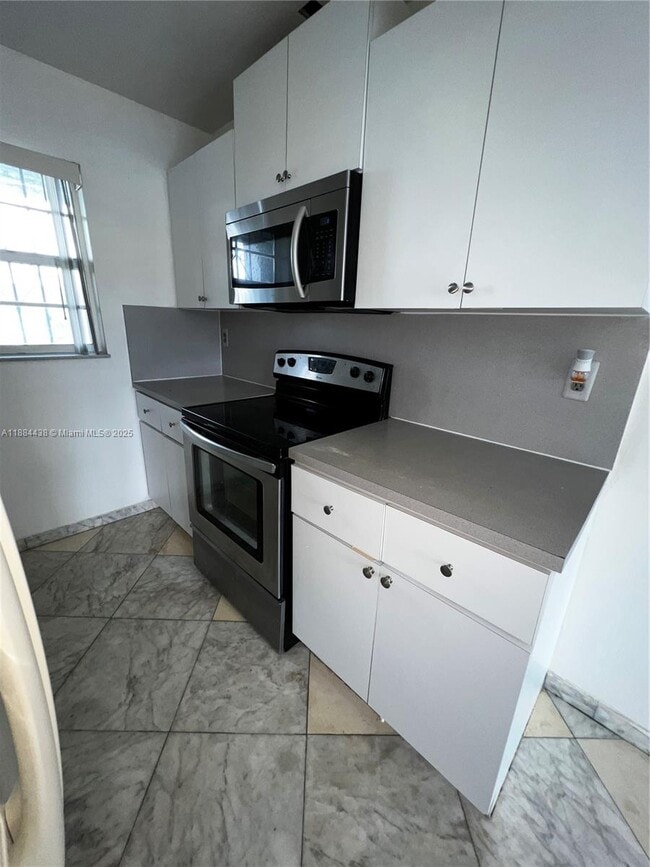 Foto del edificio - 4050 NW 135th St