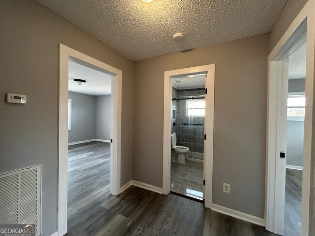 Foto del edificio - 36 Mitchell St