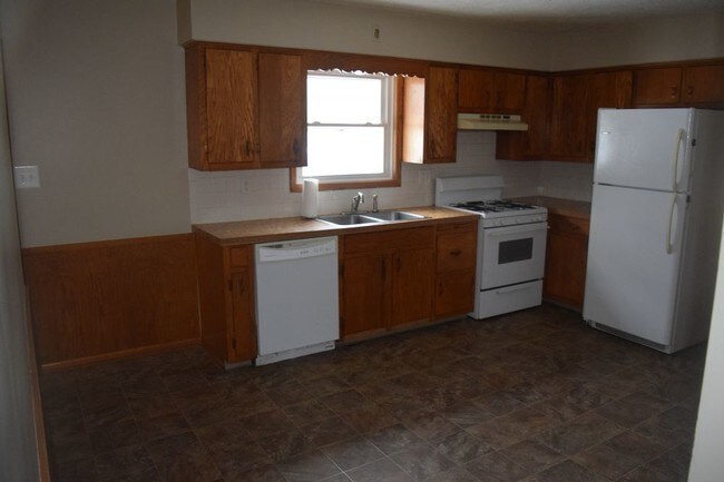 Foto del edificio - Three bedroom ranch duplex