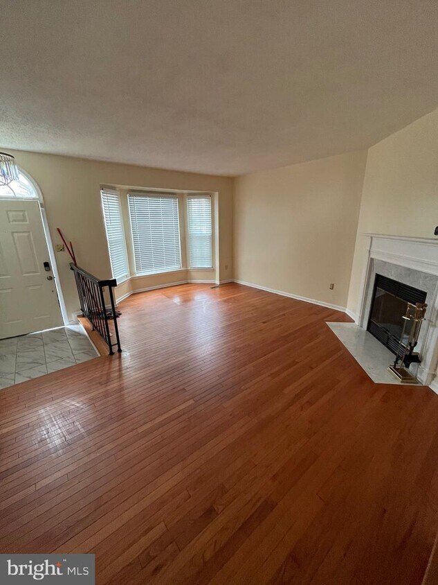 918 Lake Overlook Dr, Bowie, MD 20721 Townhome Rentals in Bowie MD