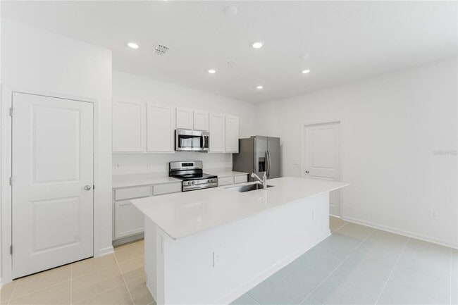 Building Photo - 2314 White Buffalo St