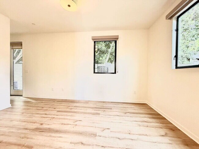 Foto del edificio - 10706 Octave Ln
