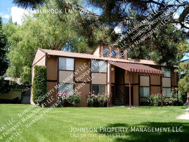 Foto del edificio - 7440 W Holbrook Ln