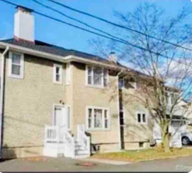 Building Photo - A1 Carlson Ct