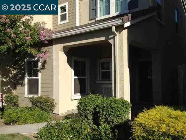 Foto principal - 1646 Old Bridge Way