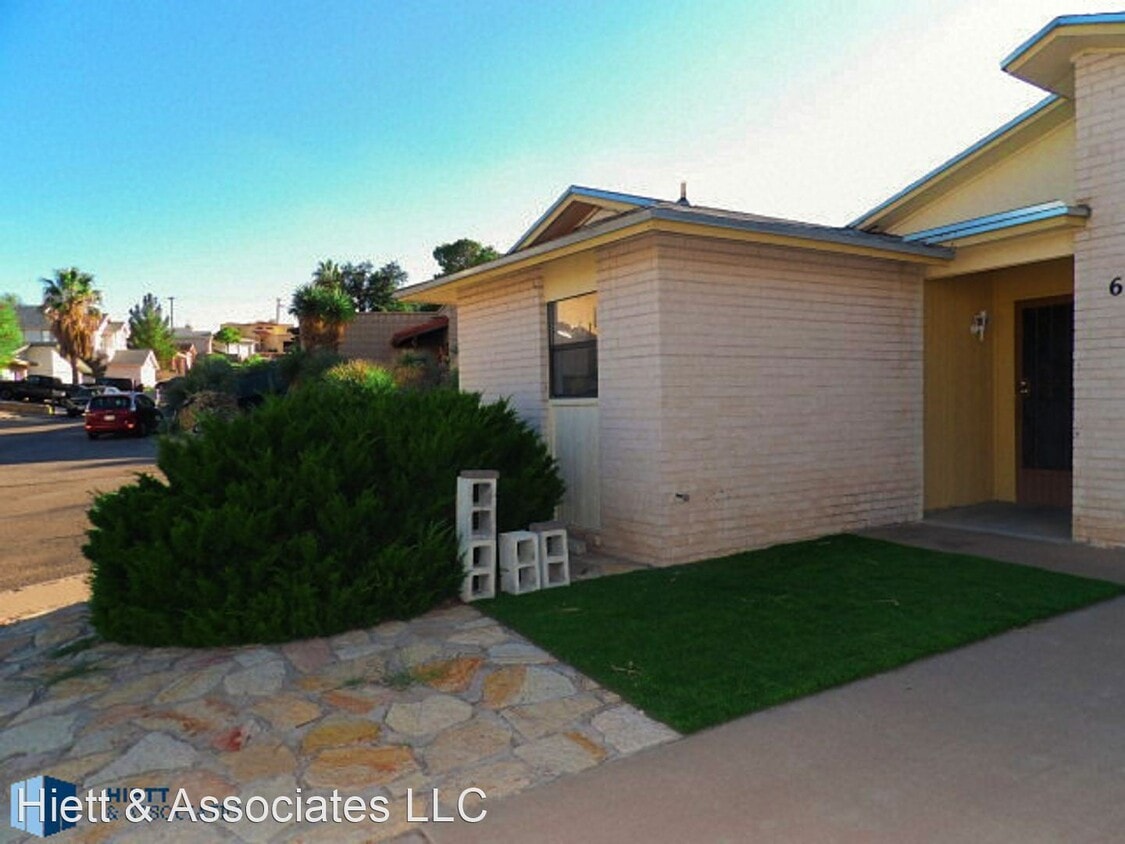 Primary Photo - 3 br, 1 bath House - 6901 Ridge Top Dr