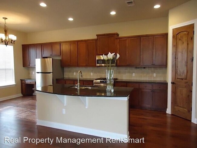 Foto del edificio - 3 br, 2.5 bath House - 4540 Berkman Drive