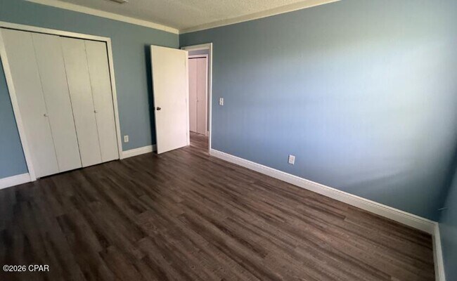 Foto del edificio - 6321 Lenawee St
