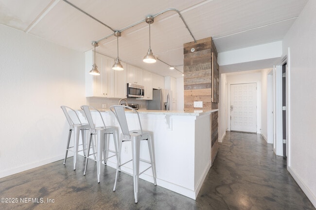 Foto del edificio - 275 1st St S