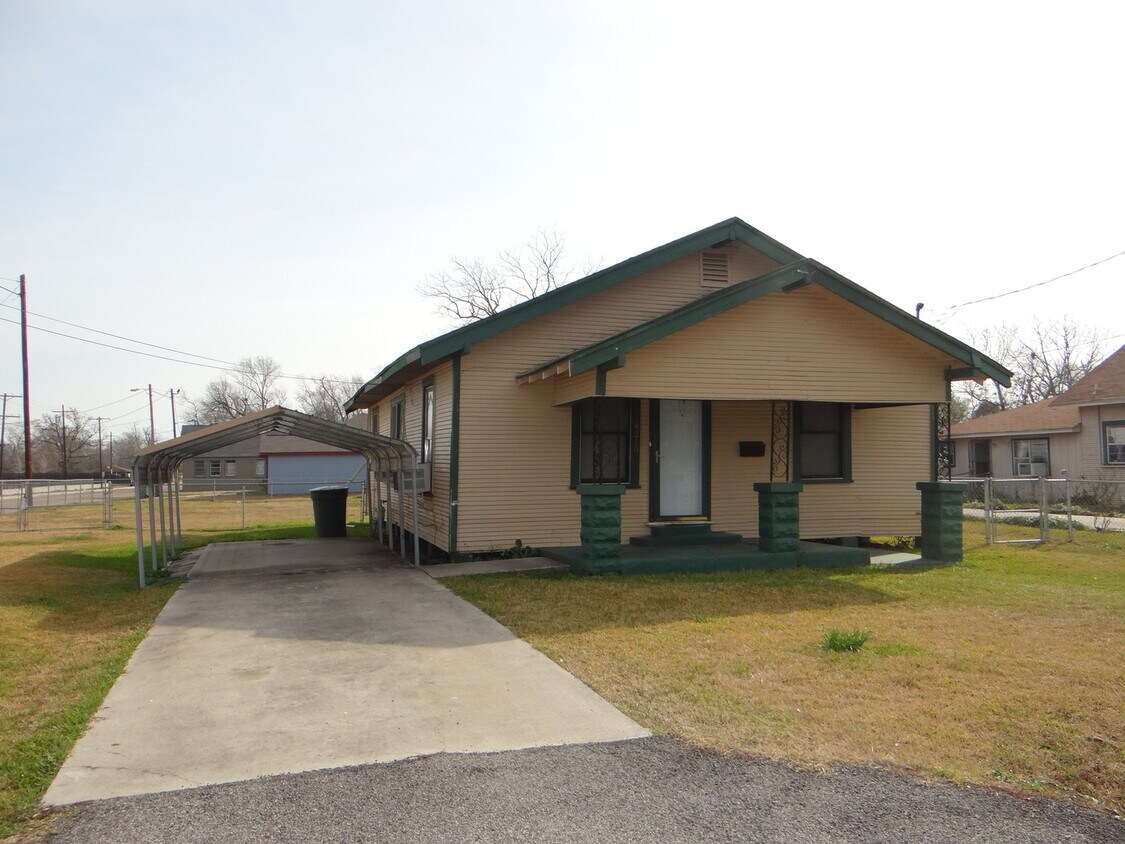 Foto principal - 4215 Garden St