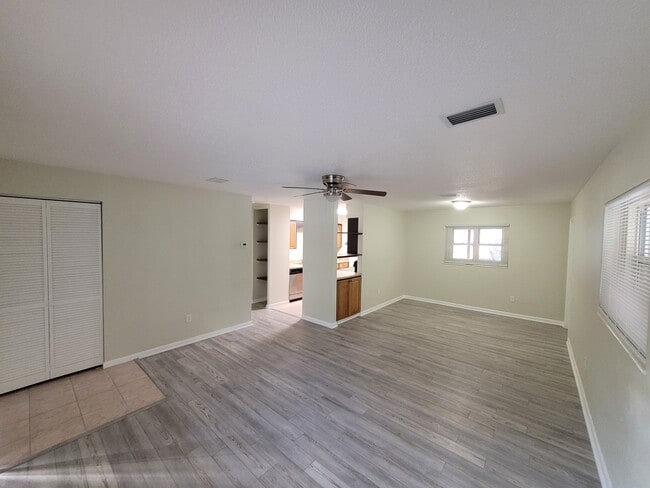 Foto del edificio - 1151 NW Ashley St