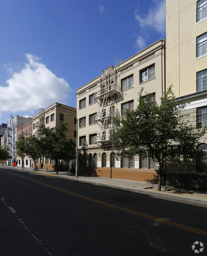 Foto del edificio - La Granada Apartments