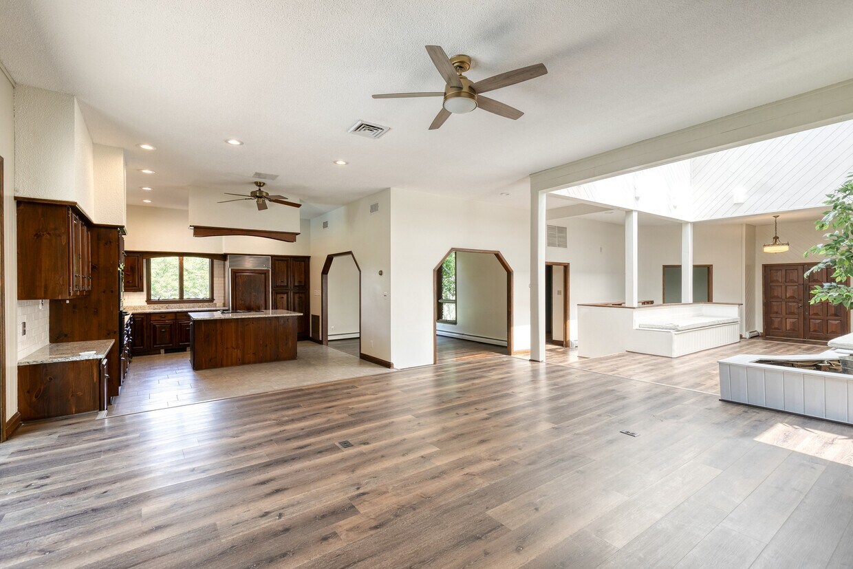 14008 Falls Rd, Cockeysville, MD 21136 House Rental in Cockeysville