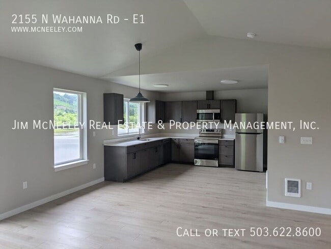Building Photo - 2155 N Wahanna Rd