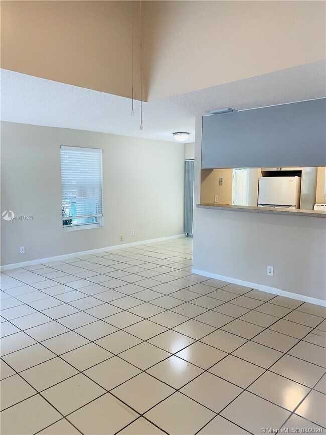 Building Photo - 600 N Rio Vista Blvd