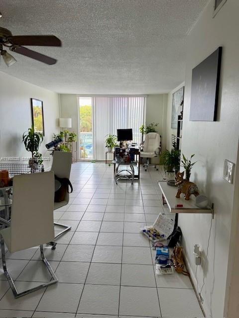 Foto del edificio - 2841 NE 163rd St