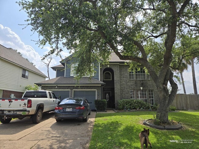 Building Photo - 431 N Hampton Ct