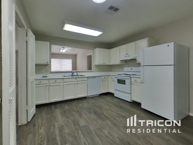 Foto del edificio - 9607 N 88th Dr